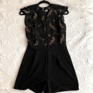 Papaya brand, Medium Black Romper